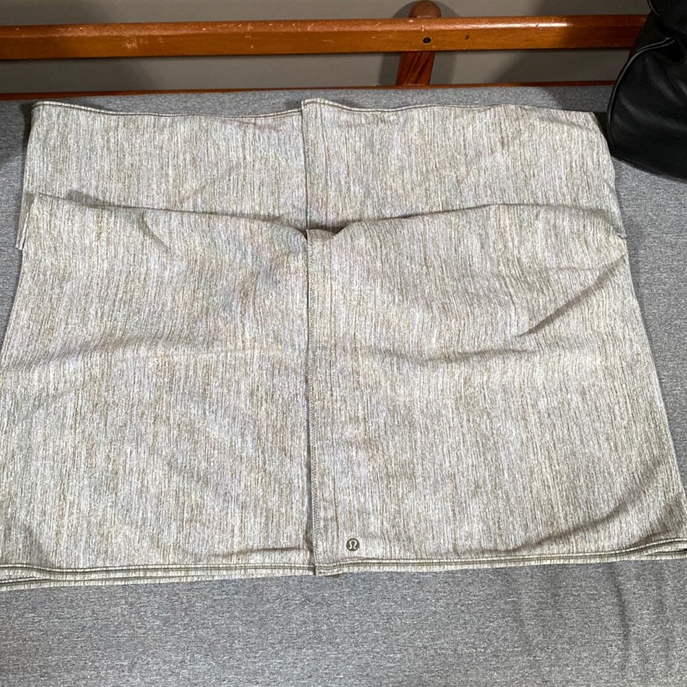 Lululemon Vinyasa Braided Snap Scarf